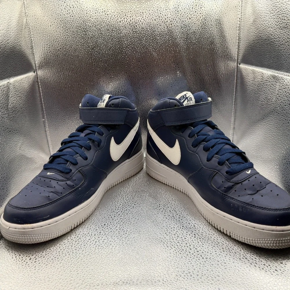 Size 10.5 Nike Air Force 1 '07 Mid Midnight Navy‎ Blue Mens Sneakers 315123-407